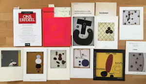AcheterReinier Lucassen - Catalogi - Artikelen - Tentoonstellingskaarten - 13 totaal - Zeer goede staat? Enchérissez de 1!