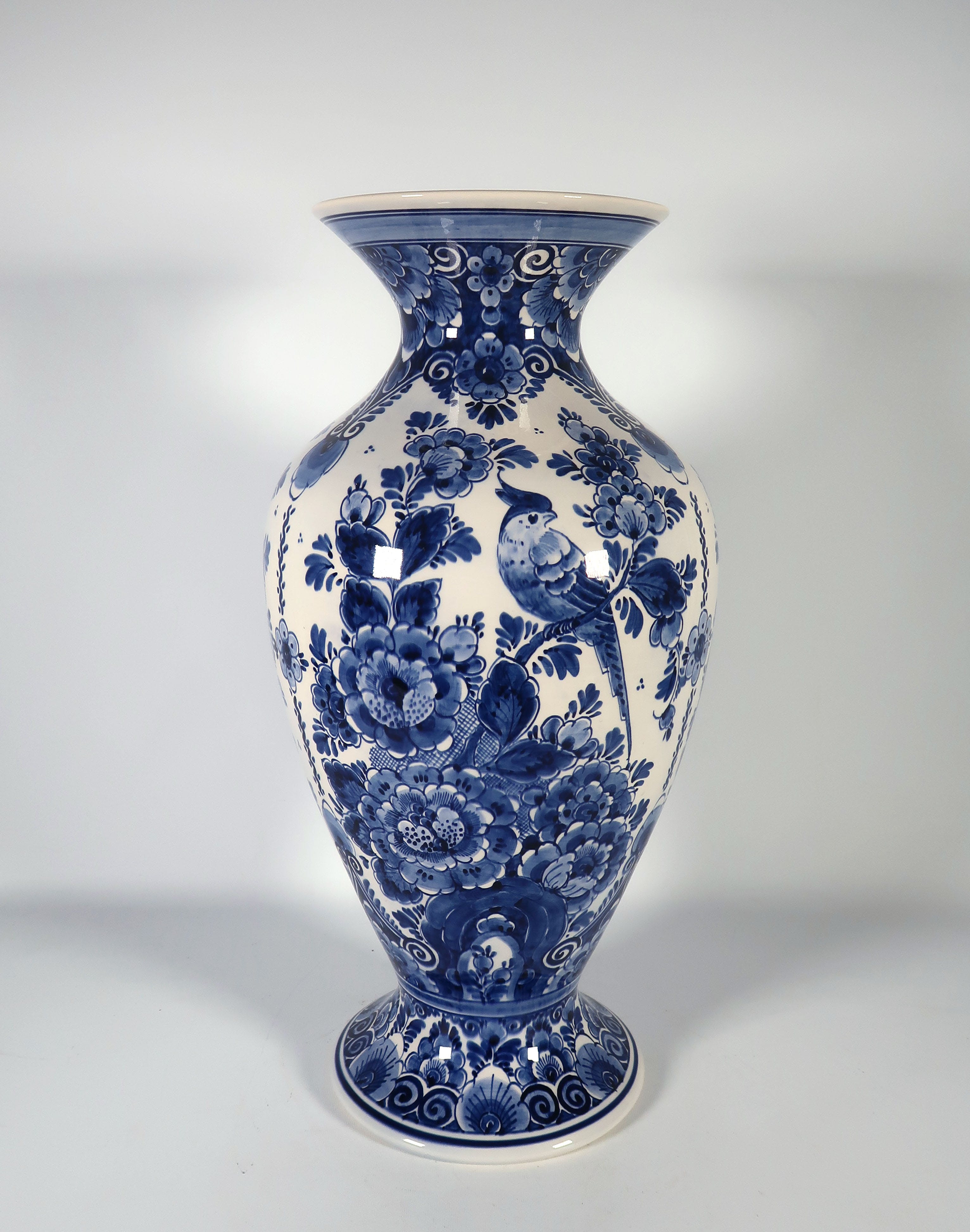 Keramiekfabriek Velsen - Aardewerk, Vaas (Groot) verkocht voor € 35!