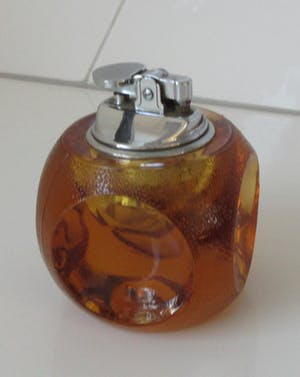 Niet of onleesbaar gesigneerd - Space Age Tangerine Persglazen Tafelaansteker kopen? Bied vanaf 10!
