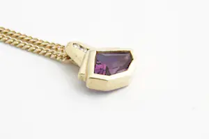 125- Fijn 14 krt  gouden collier en 14 krt gouden diamant/amethist hanger kopen? Bied vanaf 190!