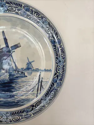 Porceleyne Fles - wandbord met molen (Kinderdijk?) kopen? Bied vanaf 10!
