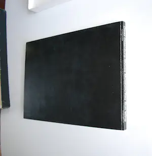 Claes Oldenburg - Chocoladedoos met boekwerk: Mouse Museum/Ray Gun Wing kopen? Bied vanaf 50!