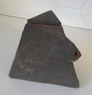 Niet of onleesbaar gesigneerd - Studio Keramische Avantgardistische theepot kopen? Bied vanaf 10!