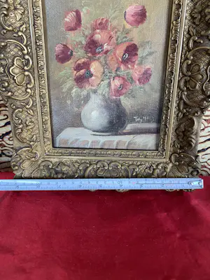 Tilly Moes - Klaprozen in groene vaas op tafel met kleed kopen? Bied vanaf 50!