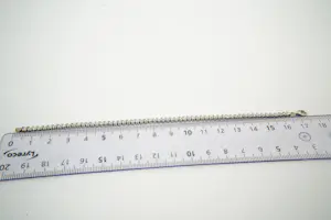 38- Chique 14 karaats wit-gouden dames tennis armband kopen? Bied vanaf 320!