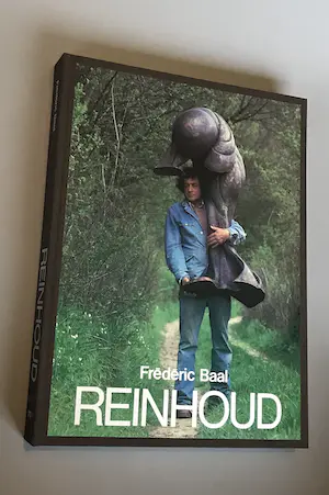 Reinhoud D'Haese - Deegbroodbeeldje + twee gesigneerde boeken kopen? Bied vanaf 495!