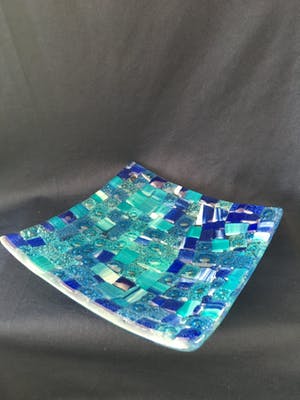 Niet of onleesbaar gesigneerd - Schitterend handgemaakt schaaltje kopen? Bied vanaf 10!