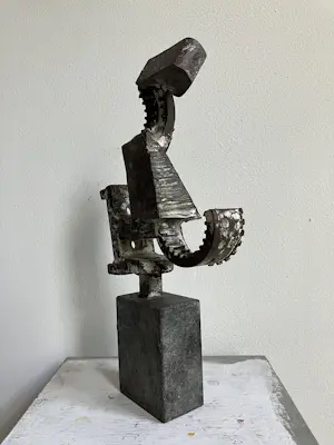 Lo van der Linden - "Repelsteeltje" - Ijzer - circa 2007 kopen? Bied vanaf 75!