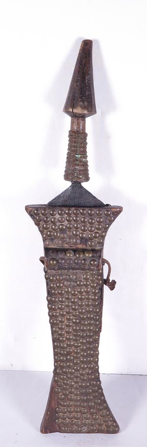 Kuba - Ceremonieel zwaar, in een houten foudraal beslagen met koperen nagels kopen? Bied vanaf 1!