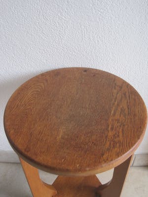 Curiosa - Amsterdamse School bijzettafel, plantentafel of kruk. kopen? Bied vanaf 75!