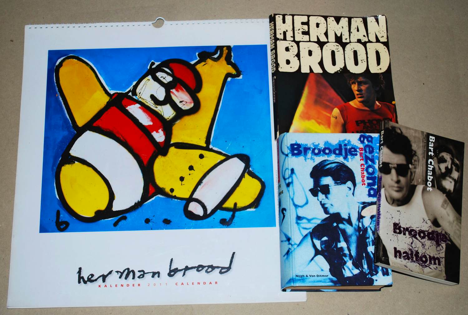 AcheterHerman Brood - 2 boeken Bart Chabot en 1x met fotografie Anton Corbijn en een kalender 2011? Enchérissez de 60!