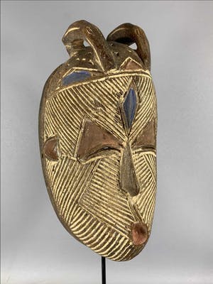 Songye - Tribal used African Songye mask - Cameroon. kopen? Bied vanaf 45!