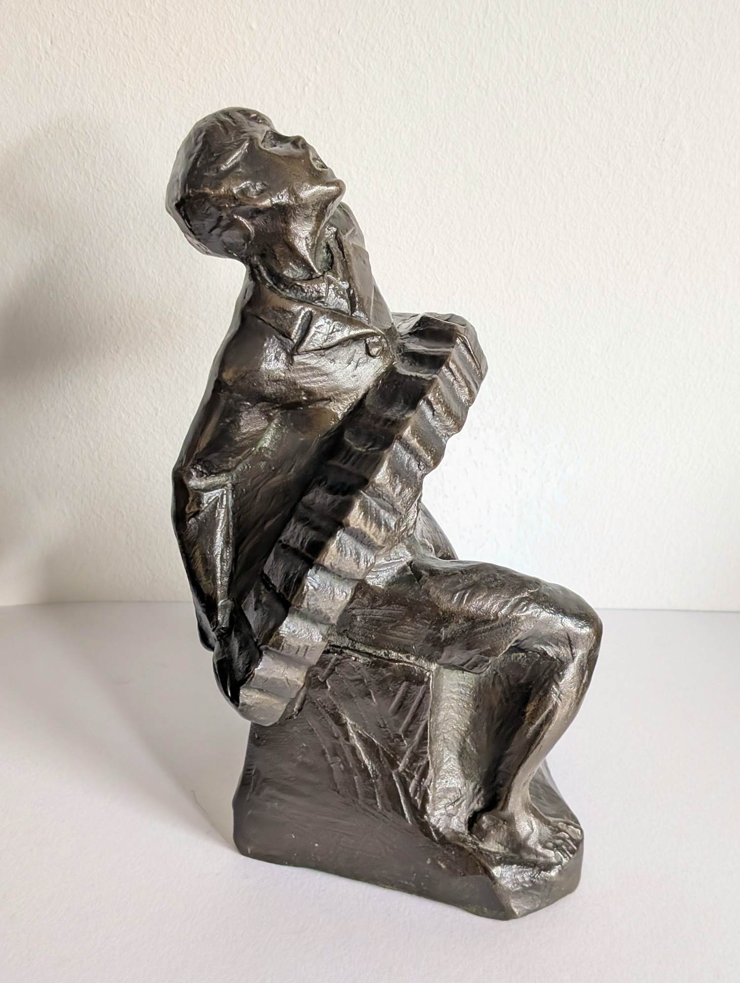 Andre Potteau - Accordeonist in brons groot formaat kopen? Bied vanaf 255!