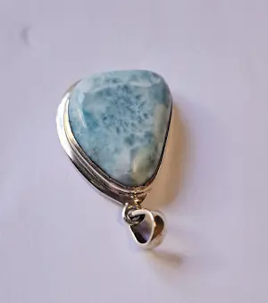 Nieuwe Unieke hanger  925 sterling zilver met een Larimar edelsteen. kopen? Bied vanaf 65!