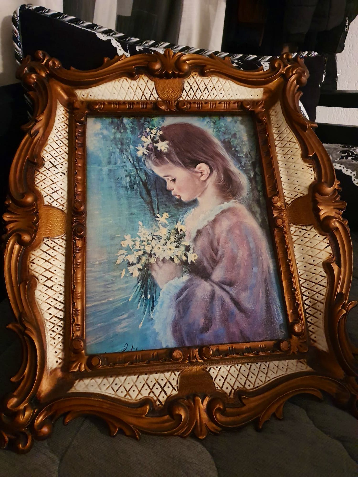 Niet of onleesbaar gesigneerd - Meisje met bloem kopen? Bied vanaf 1!