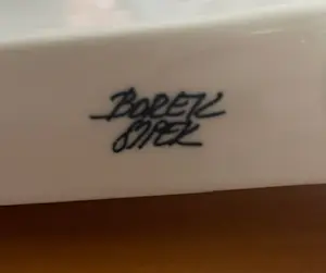 Borek Sipek - Handgemaakte stolp van Boheems kristal met witte porseleinen presenteerschaal kopen? Bied vanaf 135!