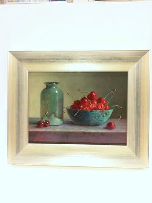 Hans Habraken - Stilleven antieke fles en schaal met kersen kopen? Bied vanaf 450!