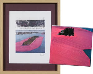 Christo - Handgesigneerd exemplaar Surrounded Islands + boek met gesigneerde artcard! - Ingelijst kopen? Bied vanaf 1!