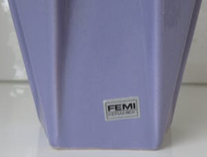 Niet of onleesbaar gesigneerd - FEMI Keramiek Losser - Lila Design Vaas kopen? Bied vanaf 10!