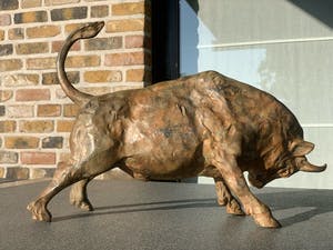 Pierre Chenet - Bronzen stier kopen? Bied vanaf 320!