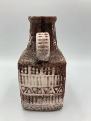 Bodo Mans - Iconische Bay-vaas by Bodo Mans, West-Duitsland vintage jaren 60 kopen? Bied vanaf 75!