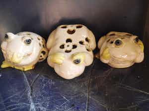 Niet of onleesbaar gesigneerd - horen zie en zwijgen verkocht voor € 6!