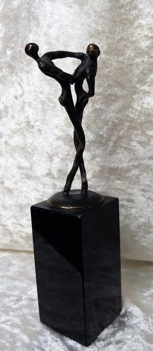 Corry Ammerlaan - sculpture 2 passievolle dansers kopen? Bied vanaf 55!