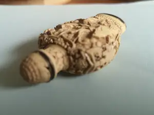 Niet of onleesbaar gesigneerd - Chinees Snuifflesje handgesneden kopen? Bied vanaf 1!