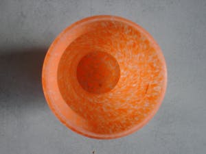 Niet of onleesbaar gesigneerd - ORANJE DESIGN VAAS kopen? Bied vanaf 1!