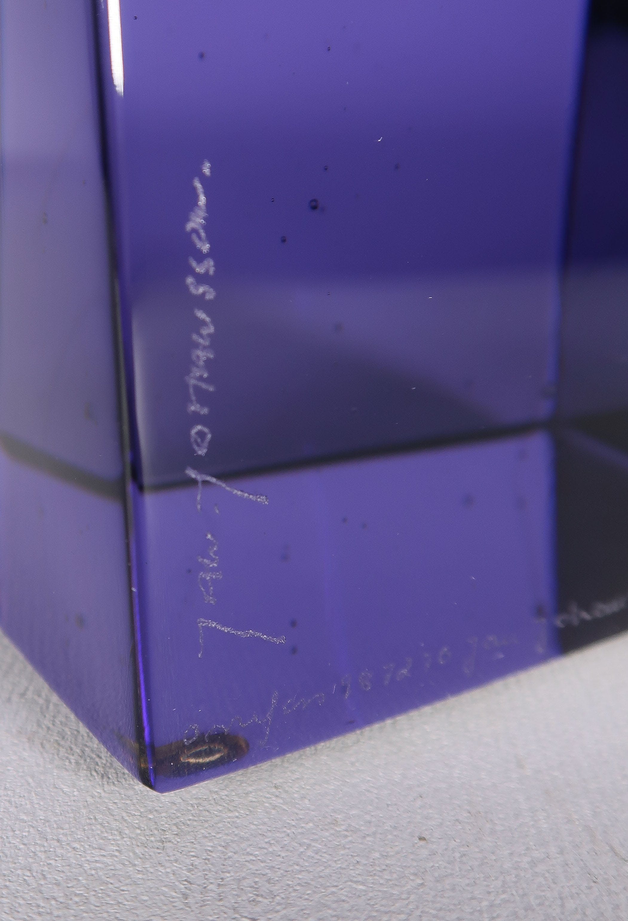 Jan Johansson - Glas, Moderne obelisk-vorm, uitgevoerd door Orrefors kopen? Bied vanaf 1!