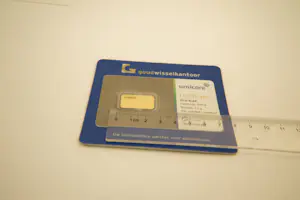 2 - geseald UMICORE massief gouden 999.9 baartje - geseald kopen? Bied vanaf 140!