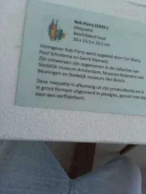 Rob Parry - Gekleurde houten maquette kopen? Bied vanaf 650!