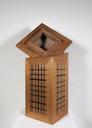 Karen Oude Alink - Handgemaakt kistje van notenhout met geometrisch patroon kopen? Bied vanaf 100!