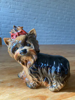 Porzellanfabrik W. Goebel - Porseleinen beeldje van een Yorkshire Terriër van het Duitse Goebel, 1970 kopen? Bied vanaf 65!