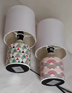 Niet of onleesbaar gesigneerd - Twee Seylumiere lampen met jaren 50 design kopen? Bied vanaf 10!