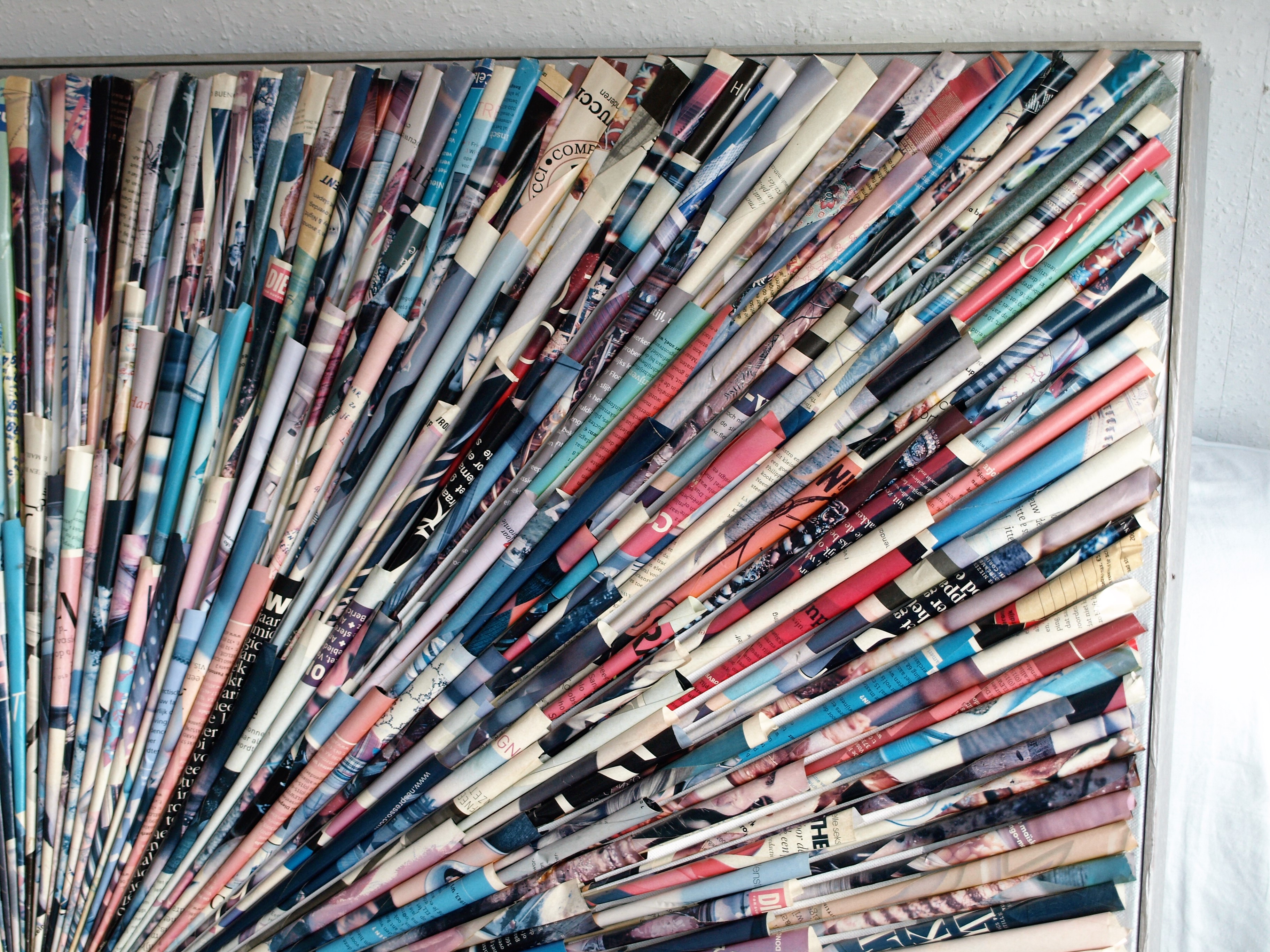 Niet of onleesbaar gesigneerd - Papierkunst – “Cupido” - ingelijst  kopen? Bied vanaf 1!