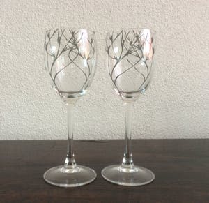 Corry Ammerlaan - Twee karaffen en twee wijnglazen kopen? Bied vanaf 30!