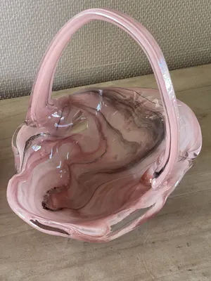 Niet of onleesbaar gesigneerd - Italiaanse design glaswerk, mand plus schaal kopen? Bied vanaf 1!