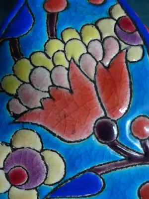 Emaux de Longwy - kleurijke floraal gedecoreerde cloisonne vaas kopen? Bied vanaf 95!