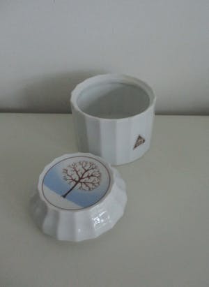 Royal Dux - porseleinen set van vaas en dekselpotje kopen? Bied vanaf 30!