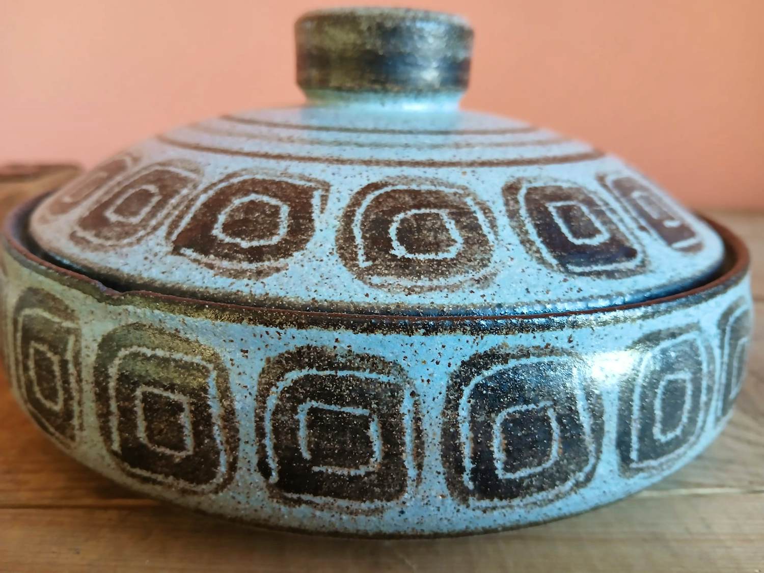 Han Cornelissens - vintage keramische kom schaal met deksel verkocht voor € 15!