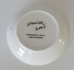 Corneille - Vier porseleinen onderzetters en een kopje kopen? Bied vanaf 28!