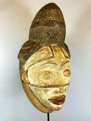 Punu - 210903 - Old Tribal used African Tsangui mask - Gabon verkocht voor € 75!