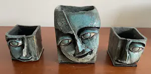 Jaroslav Safr - Drie Kunstkeramische sculpturale koppen of gezichten kopen? Bied vanaf 75!