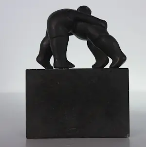 Jan Pieter Leeuwenburgh - Set van drie bronzen beeldjes, Hardloper, Worstelaars en Zwanger kopen? Bied vanaf 300!