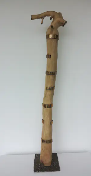 Frans Kokshoorn - Grote houten sculptuur van hout met metalen elementen kopen? Bied vanaf 250!