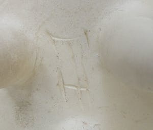 Niet of onleesbaar gesigneerd - Studio Keramische ovale driepoot vaas kopen? Bied vanaf 1!