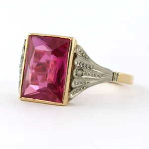 18k bicolor gouden ring bezet met robijn verneuille en roos diamant - rm19.5(61) kopen? Bied vanaf 340!