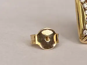 Oorbellen van 18 karaat geelgoud met lapis lazuli en diamanten. kopen? Bied vanaf 1000!