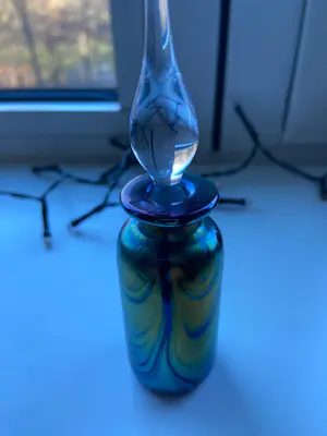 Onbekend - Schitterende mondgeblazen parfumflesjes, 26 stuks. kopen? Bied vanaf 199!